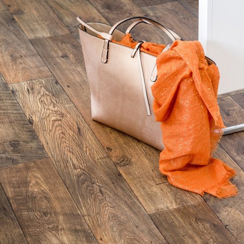 tekercses vinyl padló, PVC -  barna fa mintás Bern 845 Rus 3 m